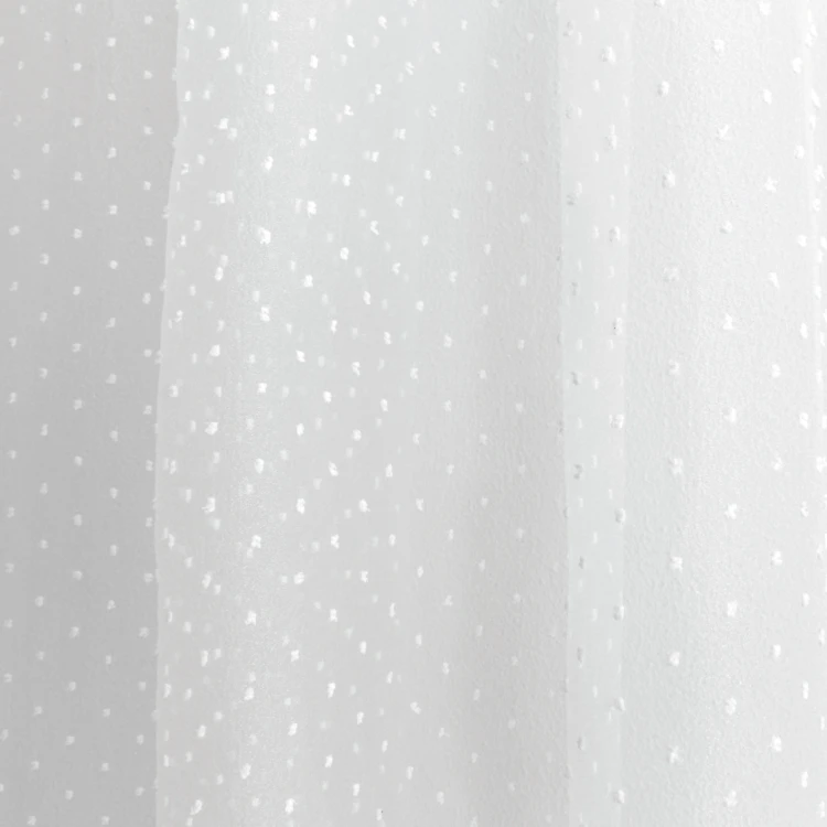 Voilage plumetis en organza avec œillets