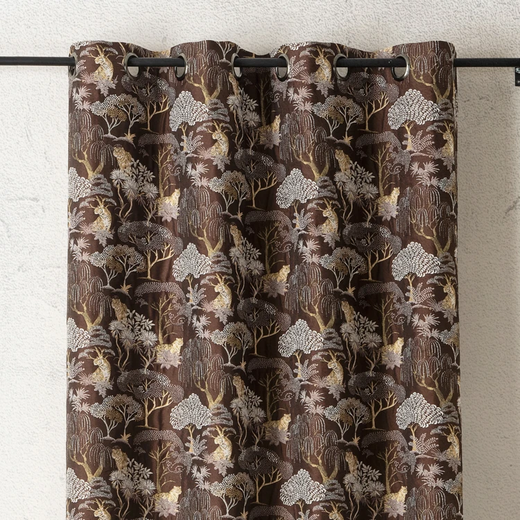Verdunkelnder Jacquard-Vorhang mit japanisierendem Tigermuster, elegant und exotisch
