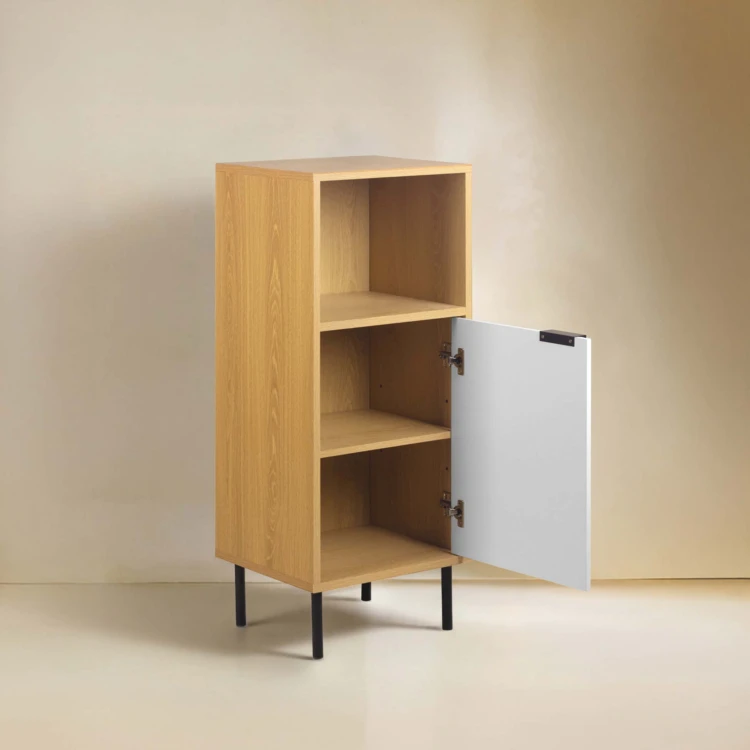 Meuble bas de salle de bain avec rangement à rainures