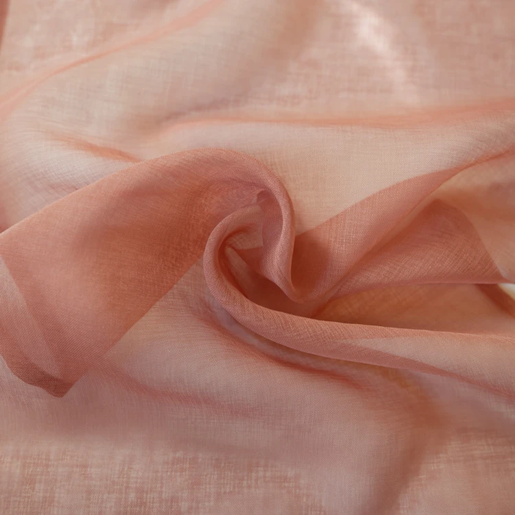 Voilage uni à œillets