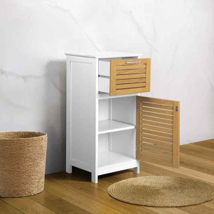 Meuble bas de salle de bain avec porte à lames et rangement