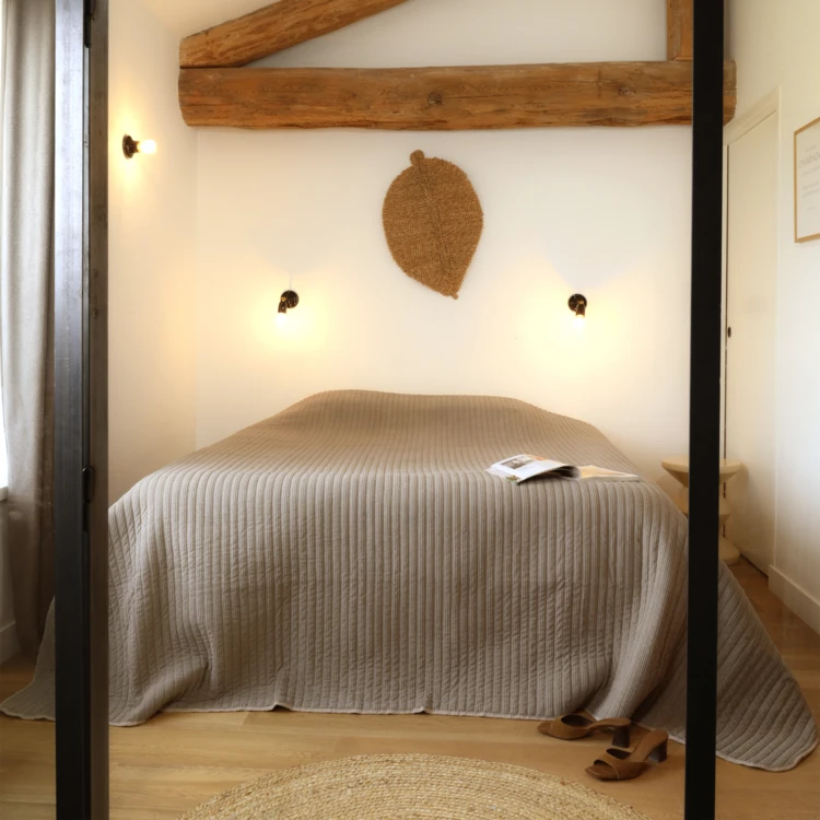 Jeté de lit matelassé en velours côtelé