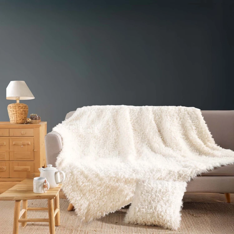Plaid chaud imitation fourrure cocooning