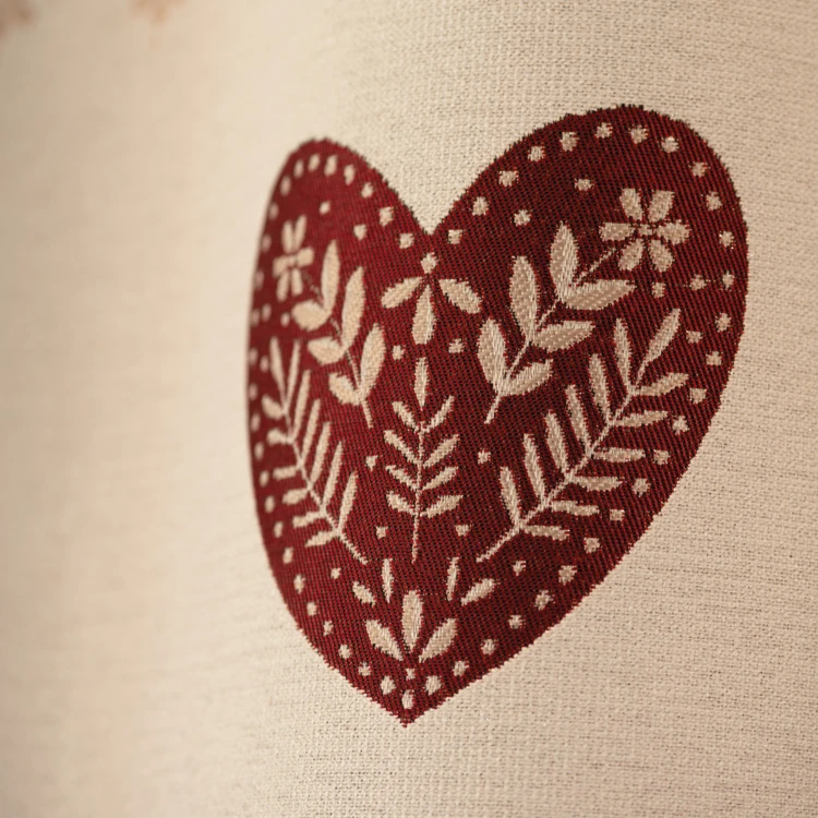 Tenda jacquard con occhielli, parte superiore a quadri vichy e motivi a cuor