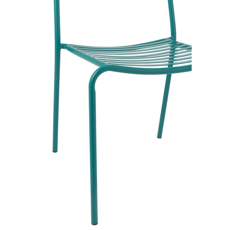 Silla de jardín metálica con respaldo de listones