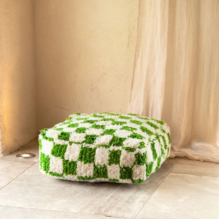 Housse de pouf damier en laine
