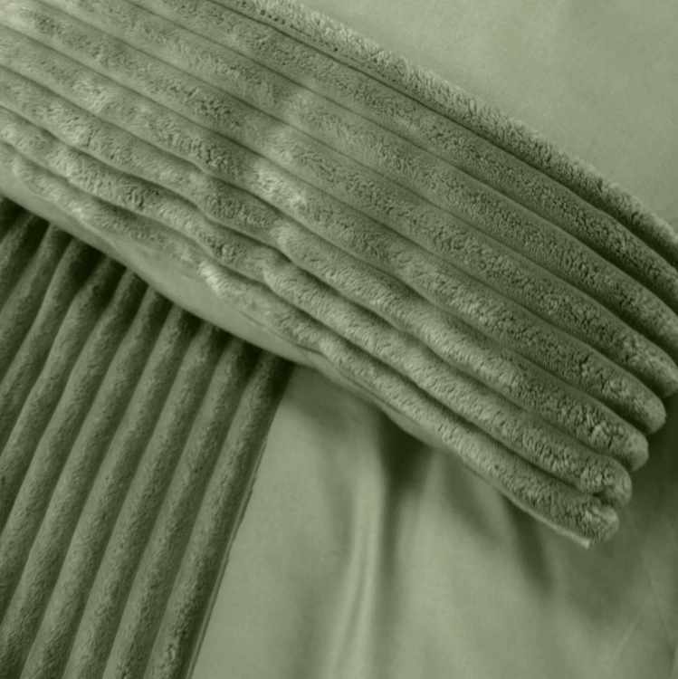 Parure de lit 3 pièces velours bande côtelé housse + taies