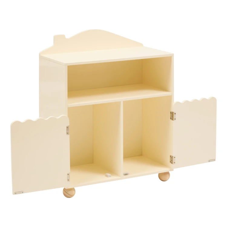 Bibliothèque enfant  maison avec portes