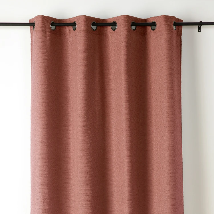 Siebvorhang mit strukturiertem Garn