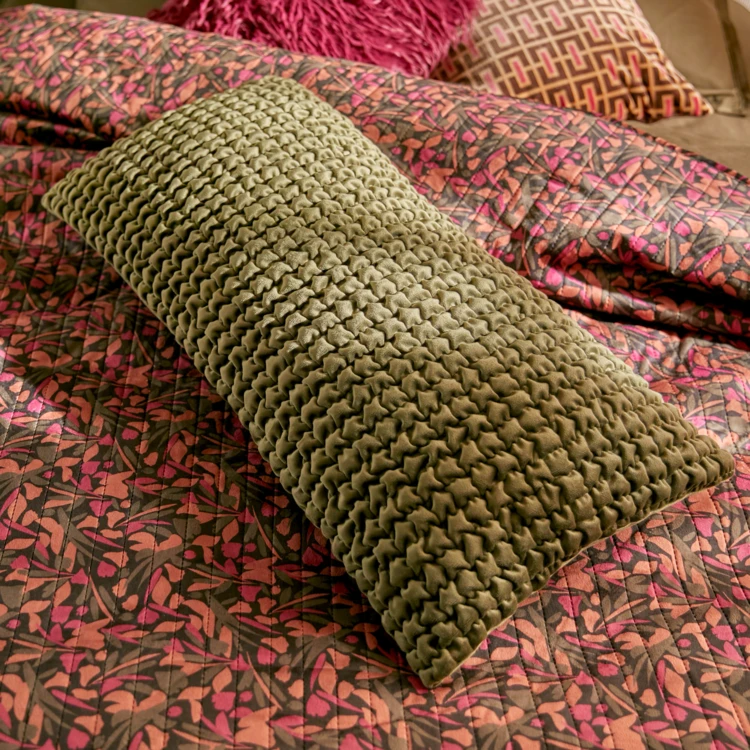 Coussin en velours effet 3D moelleux