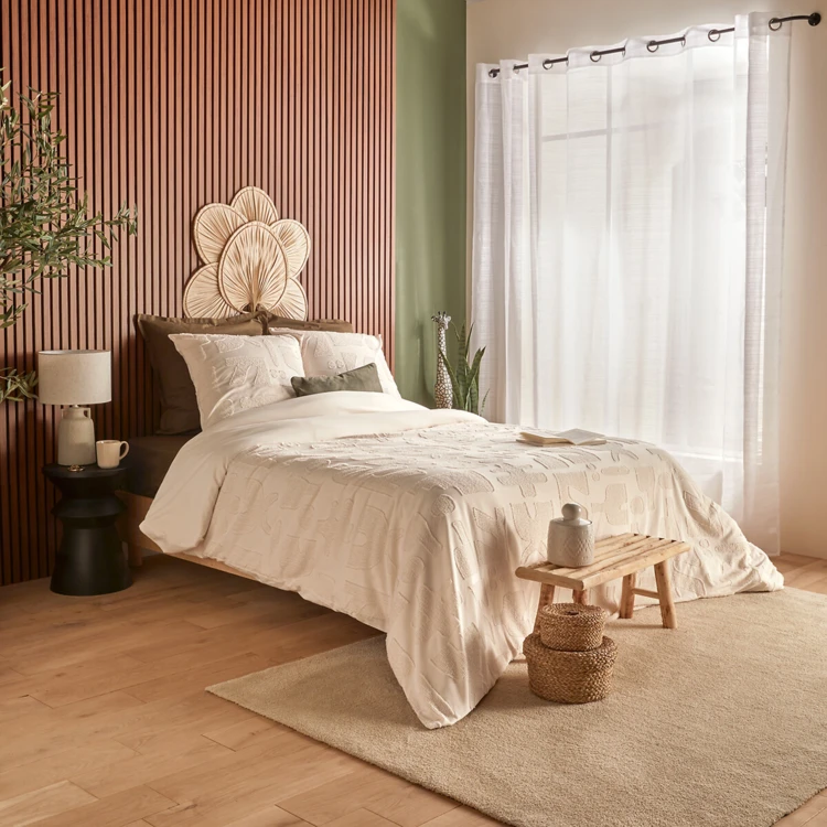 Conjunto de cama de 3 peças em microfibra lavada com motivos tufados