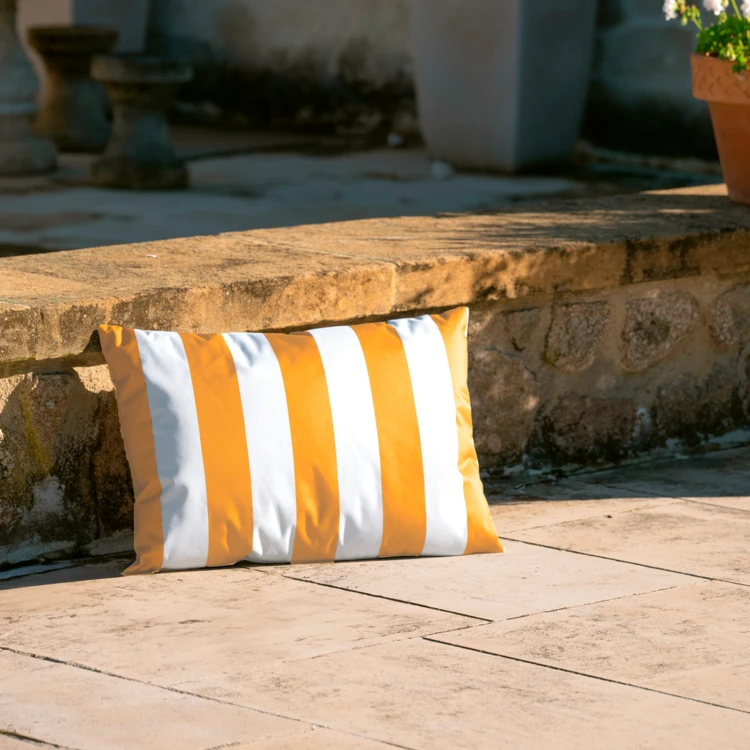 Coussin imperméable déhoussable à rayures