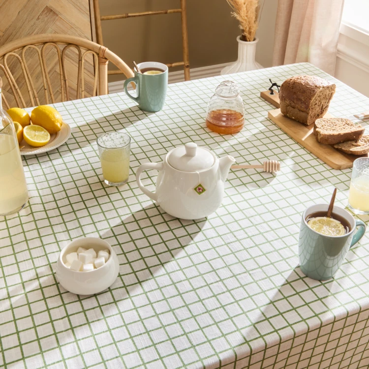 Nappe en coton carreaux traitement hydrofuge