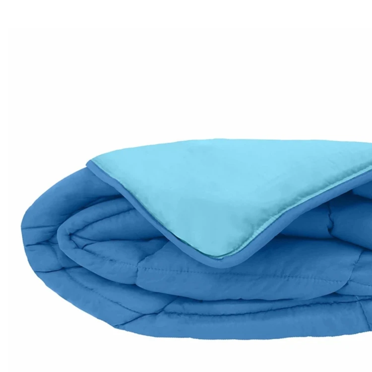 Couette chaude microfibre bicolore 400 gr/m2