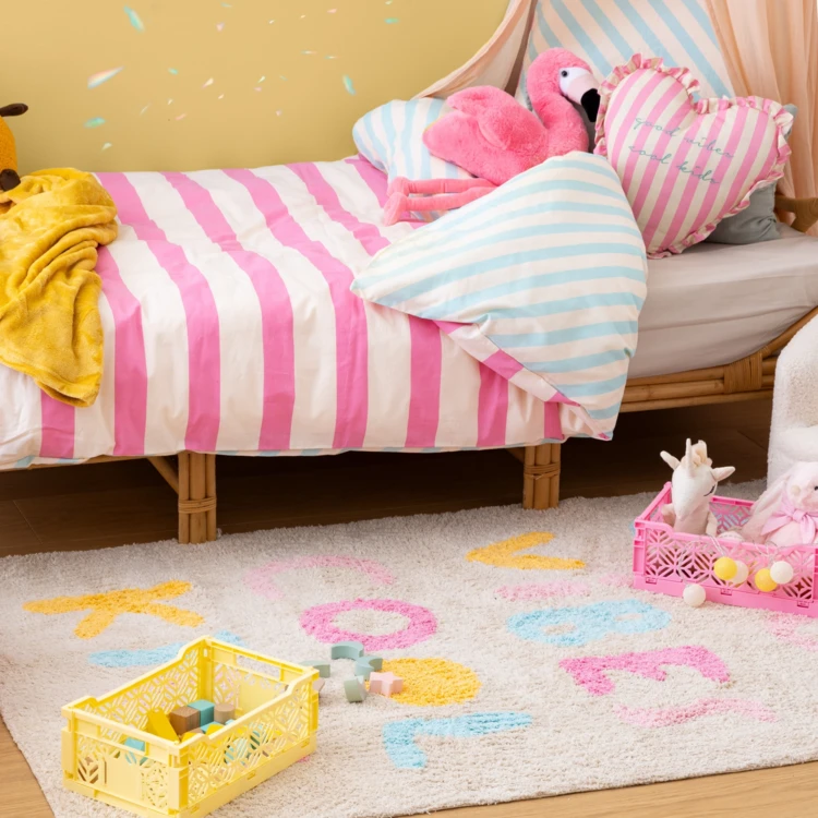 Getufteter, rechteckiger Teppich "Good Vibes Cool Kids"