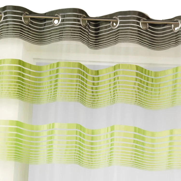 Voilage en organza à fines rayures horizontales