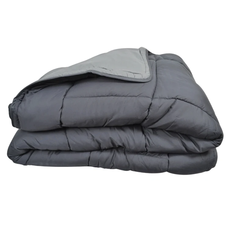 Couette légère réversible bicolore en microfibre 200 gr/m²