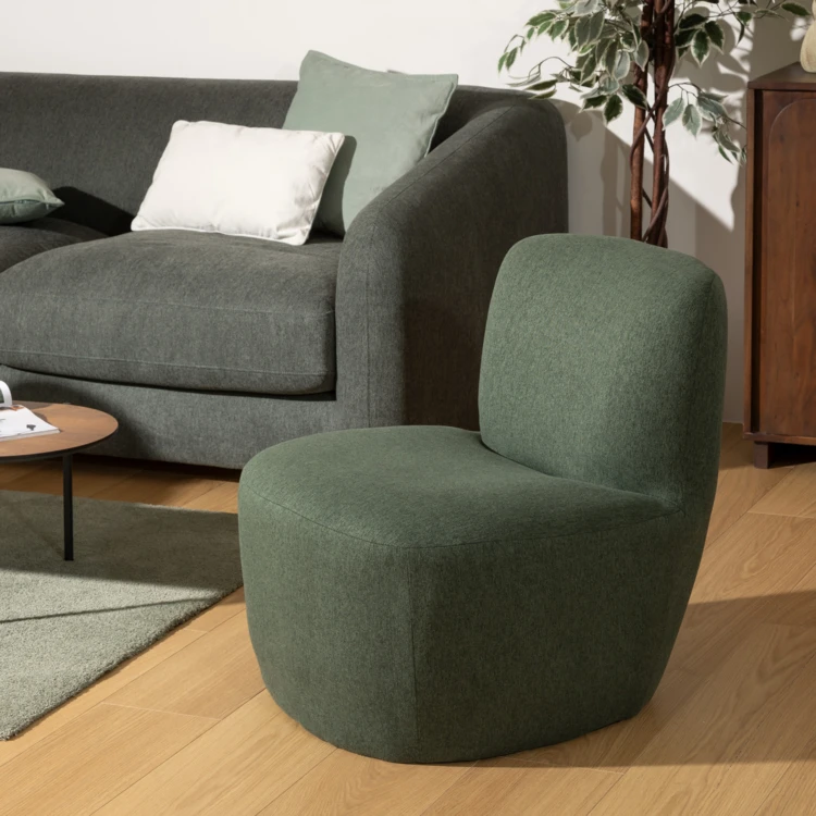 Sillón calefactor con asiento blando y respaldo redondeado