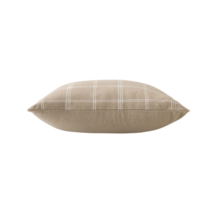Coussin déhoussable à carreaux en poly-coton tissé