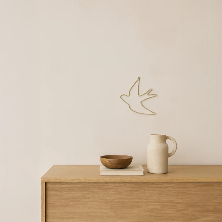 Déco murale Hirondelle fil laiton torsadé