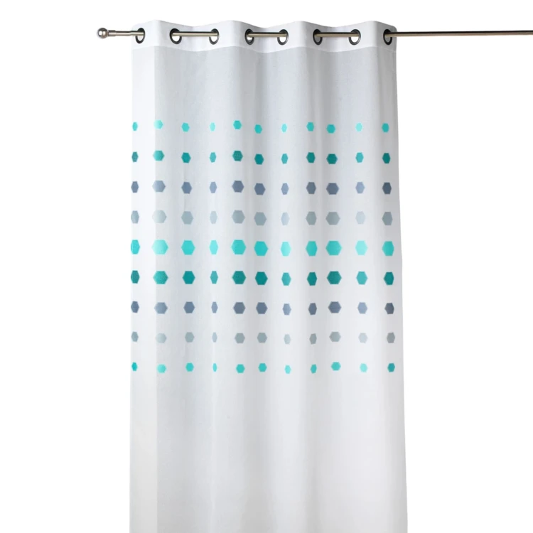 Cortina de organza con lunares geométricos