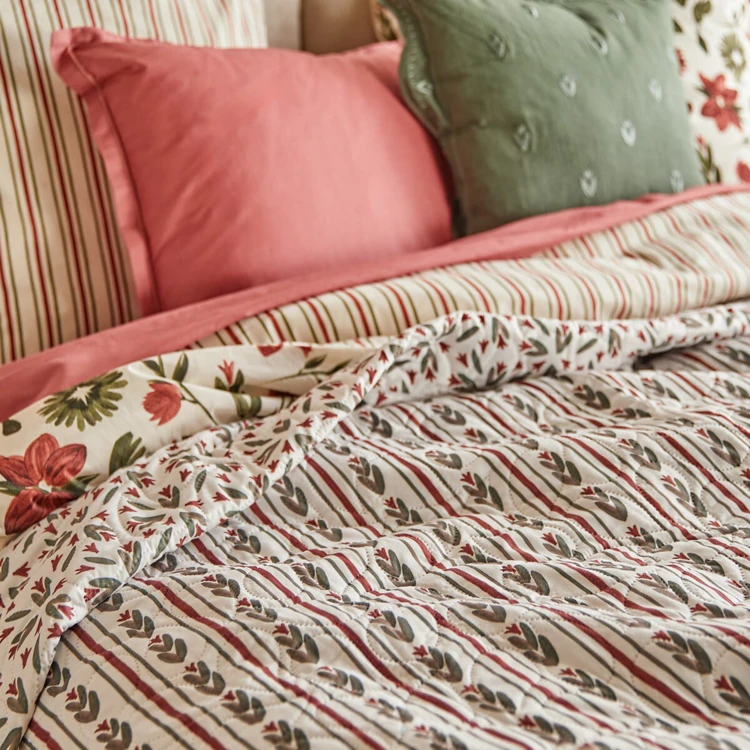 Cobre-cama estampado reversível