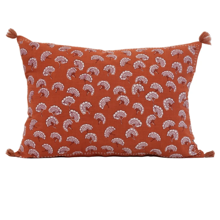 Coussin décoratif imprimé motif floral