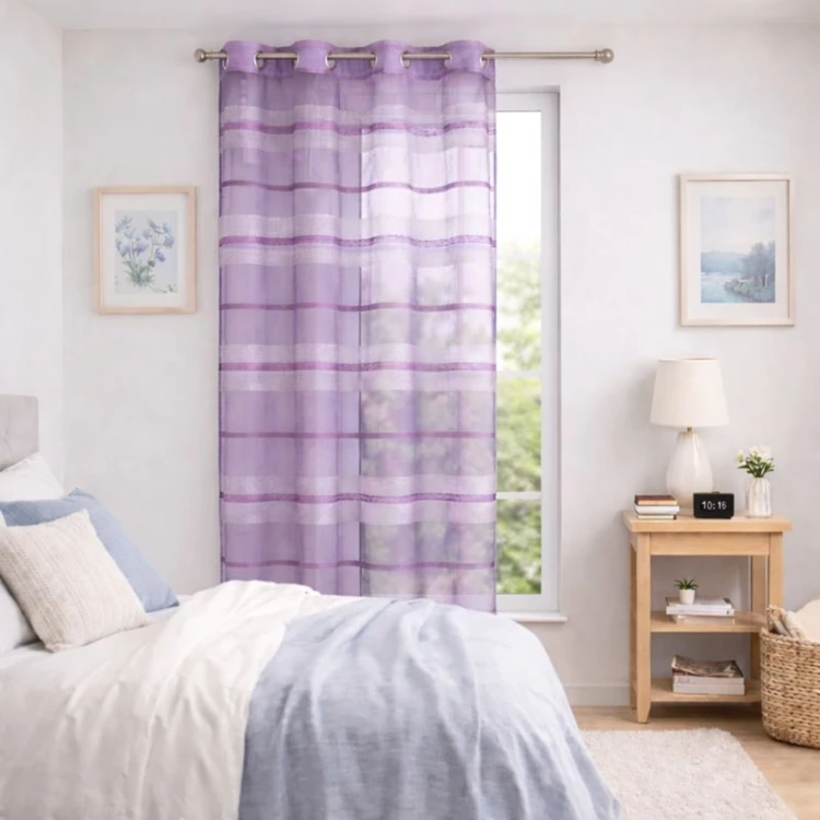 Voilage fantaisie à rayures horizontales de différentes tailles