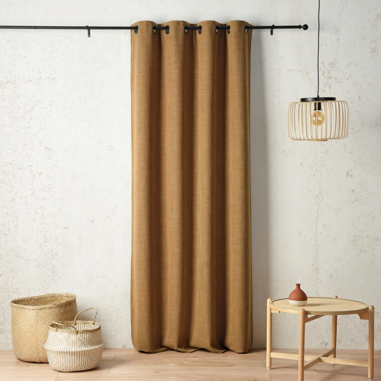 Rideau thermique et obscurcissant à envers polaire à oeillets