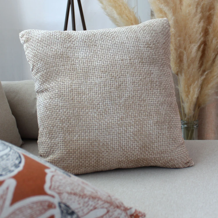 Coussin décoratif en velours chenillé