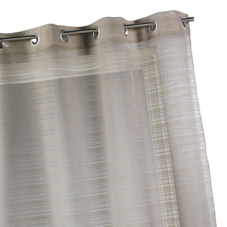 Voilage fantaisie à fines rayures