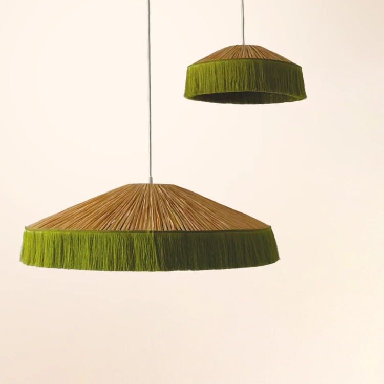Abat-jour suspension en papier façon raphia et franges