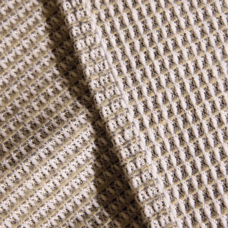 Dessus de lit tissé en coton recyclé motif nid d’abeille