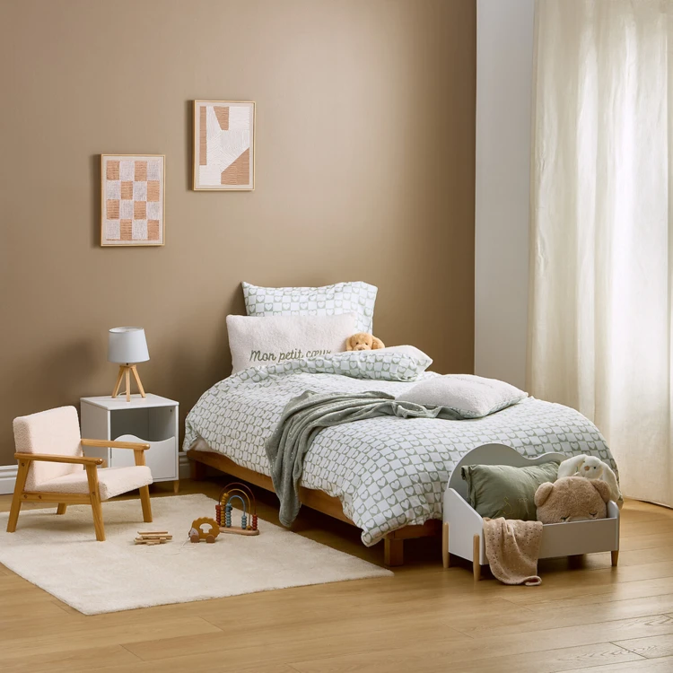 Conjunto de roupa de cama infantil de 2 peças com padrão de corações e textura felpuda