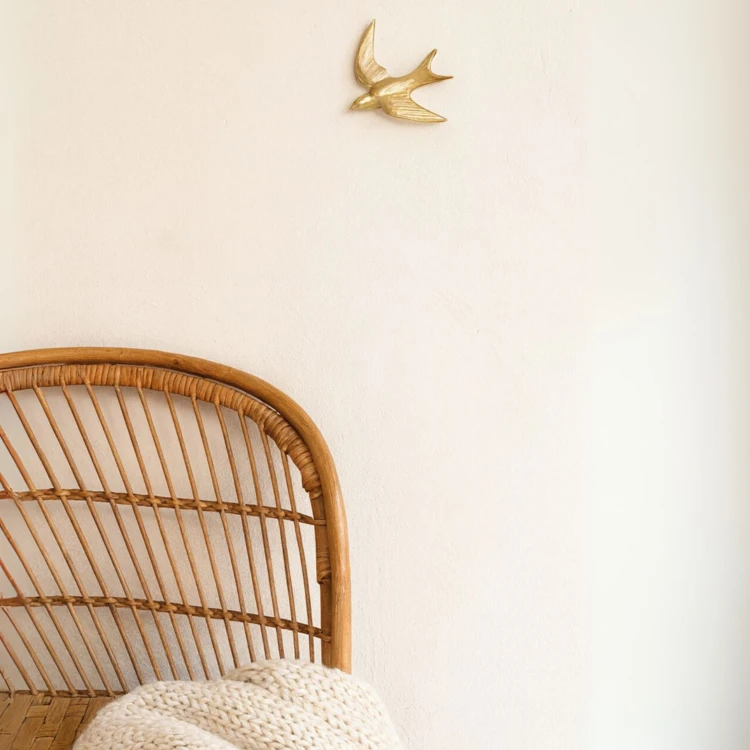 Decoración de pájaro dorado