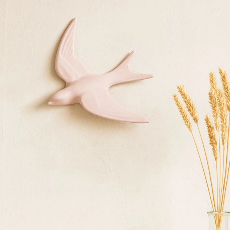 Decoración de pájaro dorado