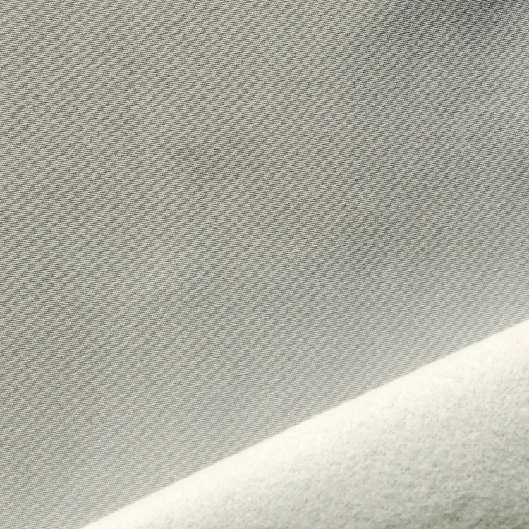 Petit rideau occultant 100% doublé polaire