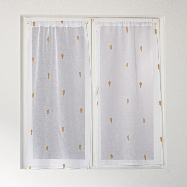 Par de cortinas rectas bordadas con gotas