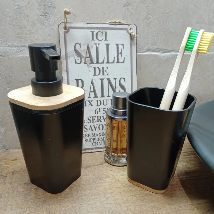 Duo d'accessoires de salle de bains 