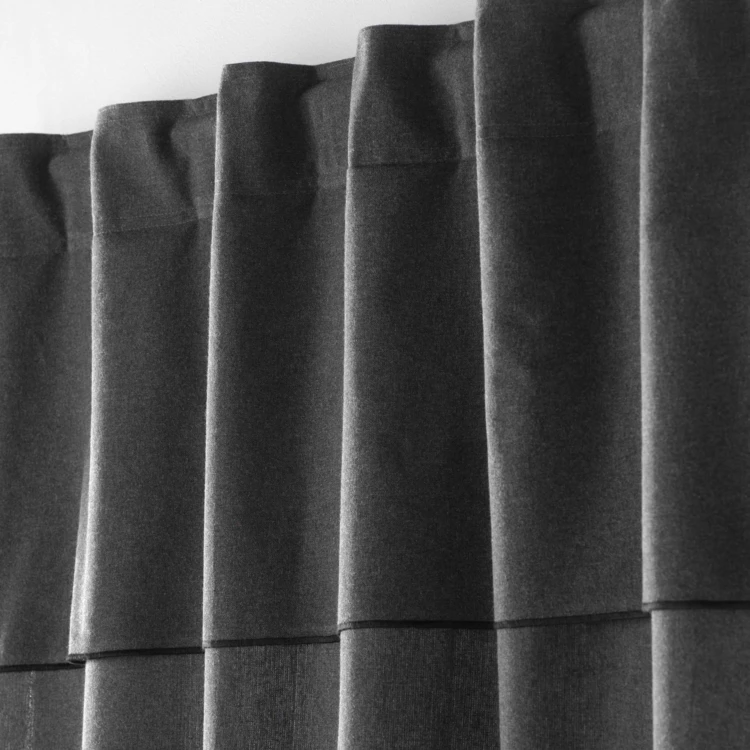 Voile Vorhang aus recycelter Baumwolle mit verdeckten Schlaufen