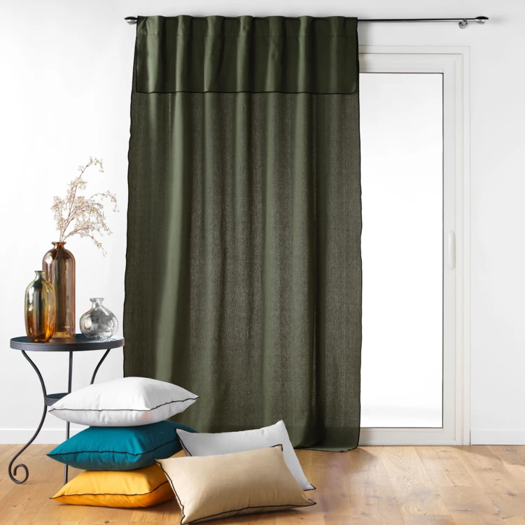Voile Vorhang aus recycelter Baumwolle mit verdeckten Schlaufen