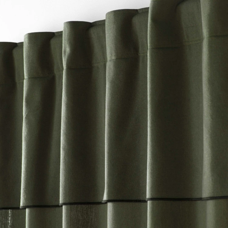 Voile Vorhang aus recycelter Baumwolle mit verdeckten Schlaufen