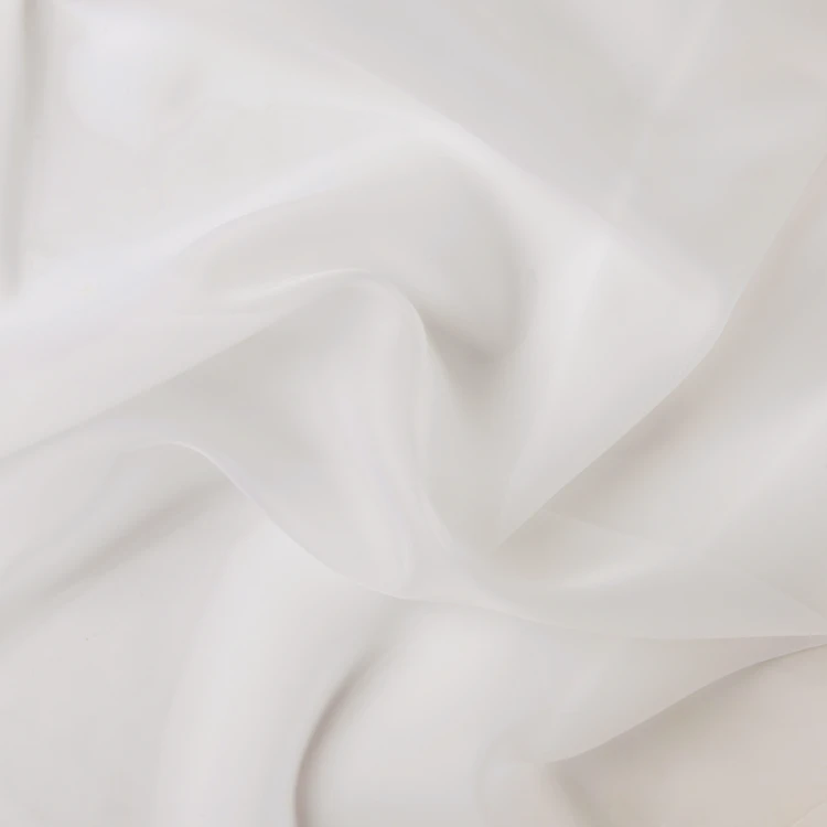 Tissu voile doux et uni