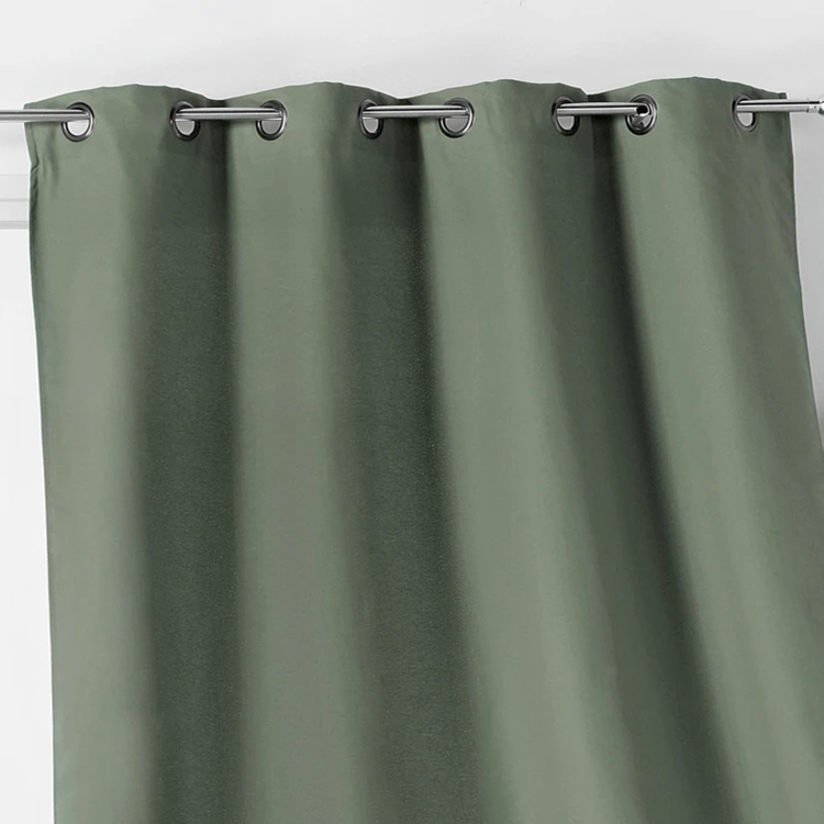 Rideau extérieur imperméable