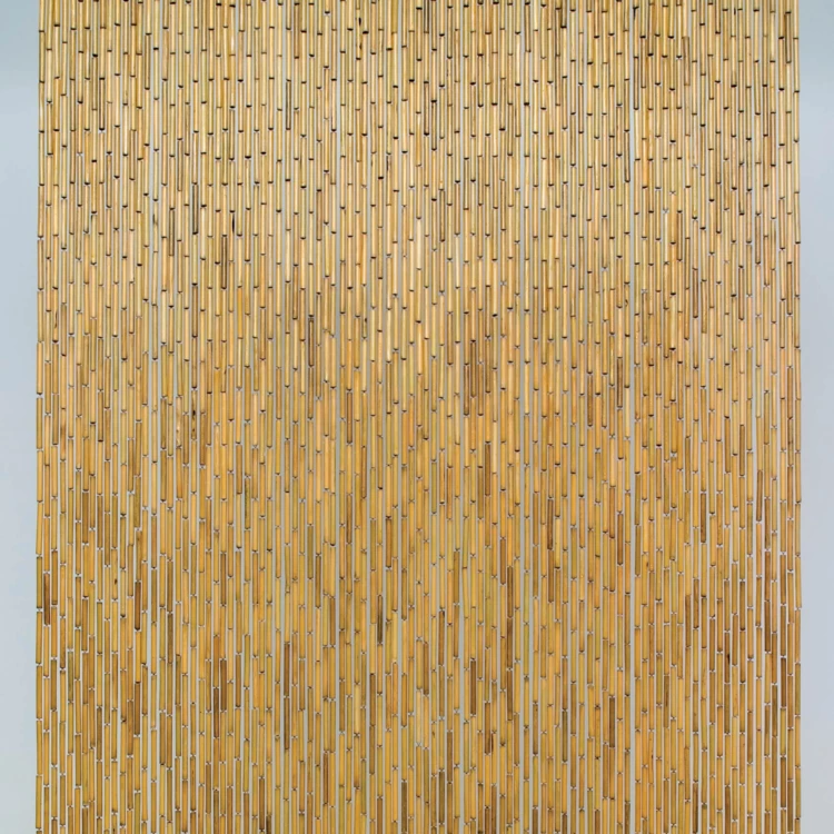 Vorhang aus lackiertem Bambusstäbchen