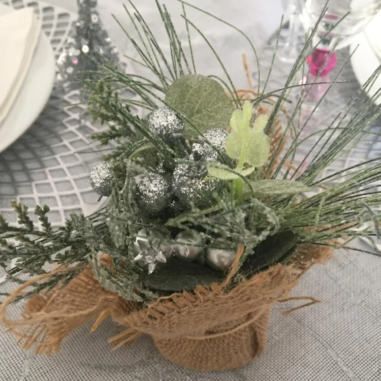 Decoración de mesa con espíritu navideño