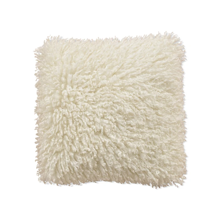 Coussin bouclette mouton ultra doux