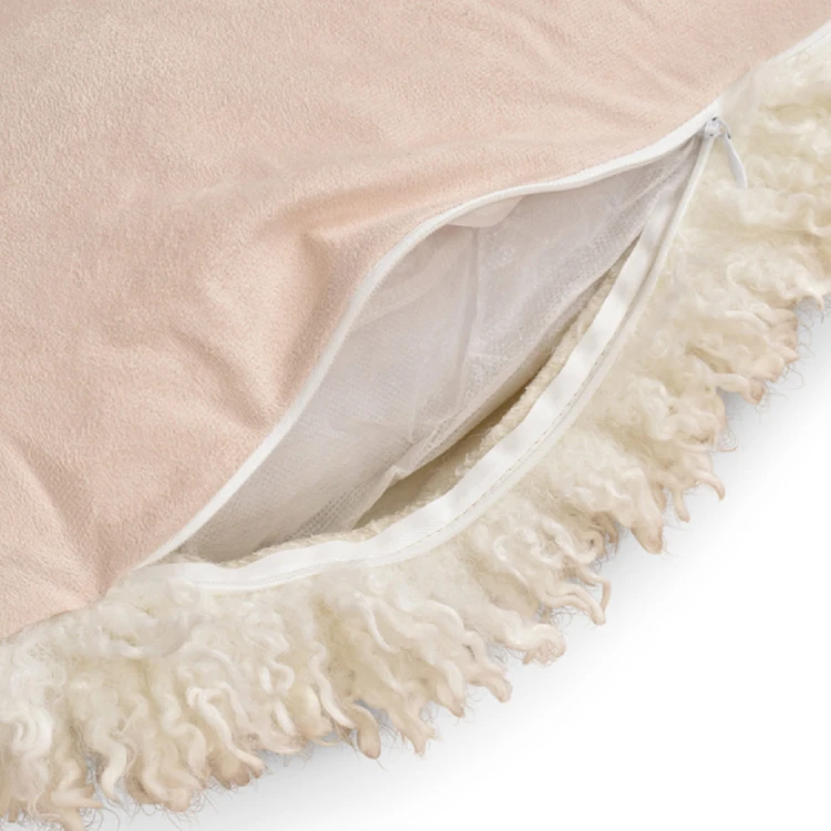 Coussin bouclette mouton ultra doux