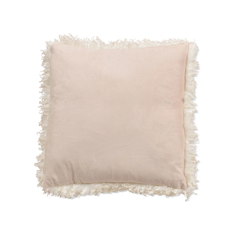 Coussin bouclette mouton ultra doux