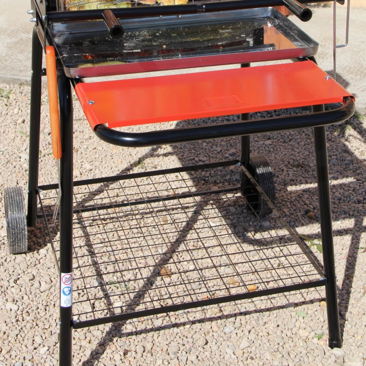 Barbecue à cuisson verticale avec système breveté